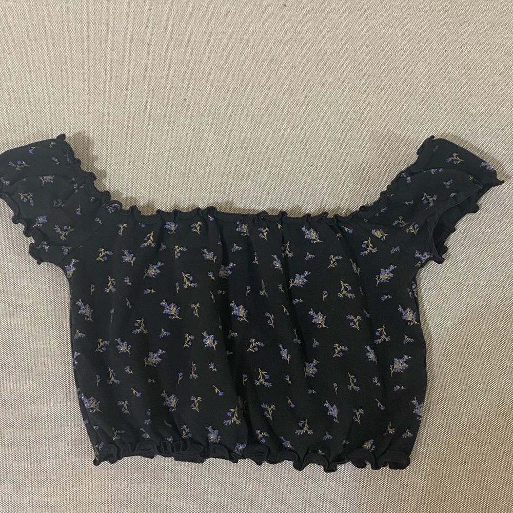 Forever 21 Off the shoulder Top